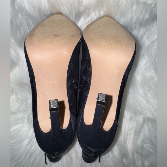 Shoe Dazzle Black Heeled Boots with Geometric Stitching - Picture 7 of 7